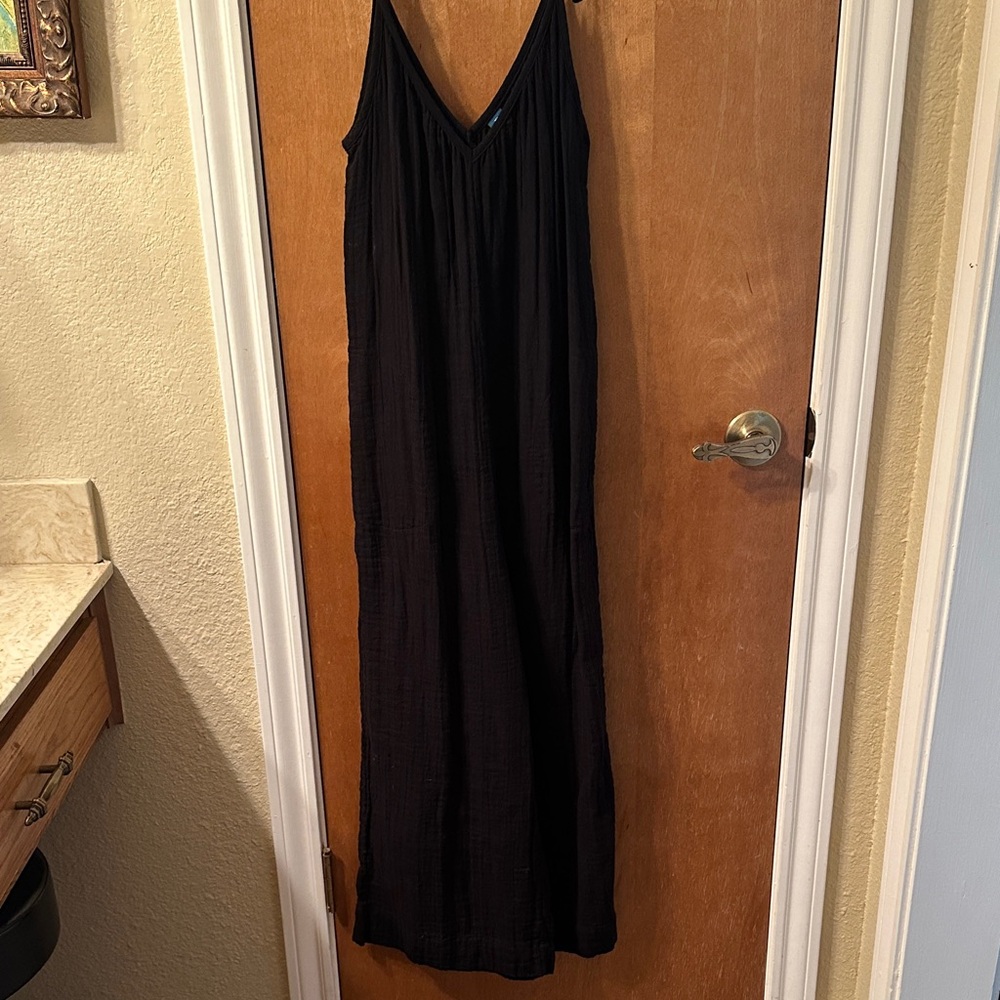 Black V-Neck Maxi Romper XS